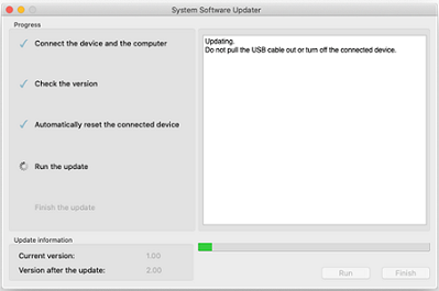 Meddelandet [Updating] (uppdaterar) visas på skärmen.