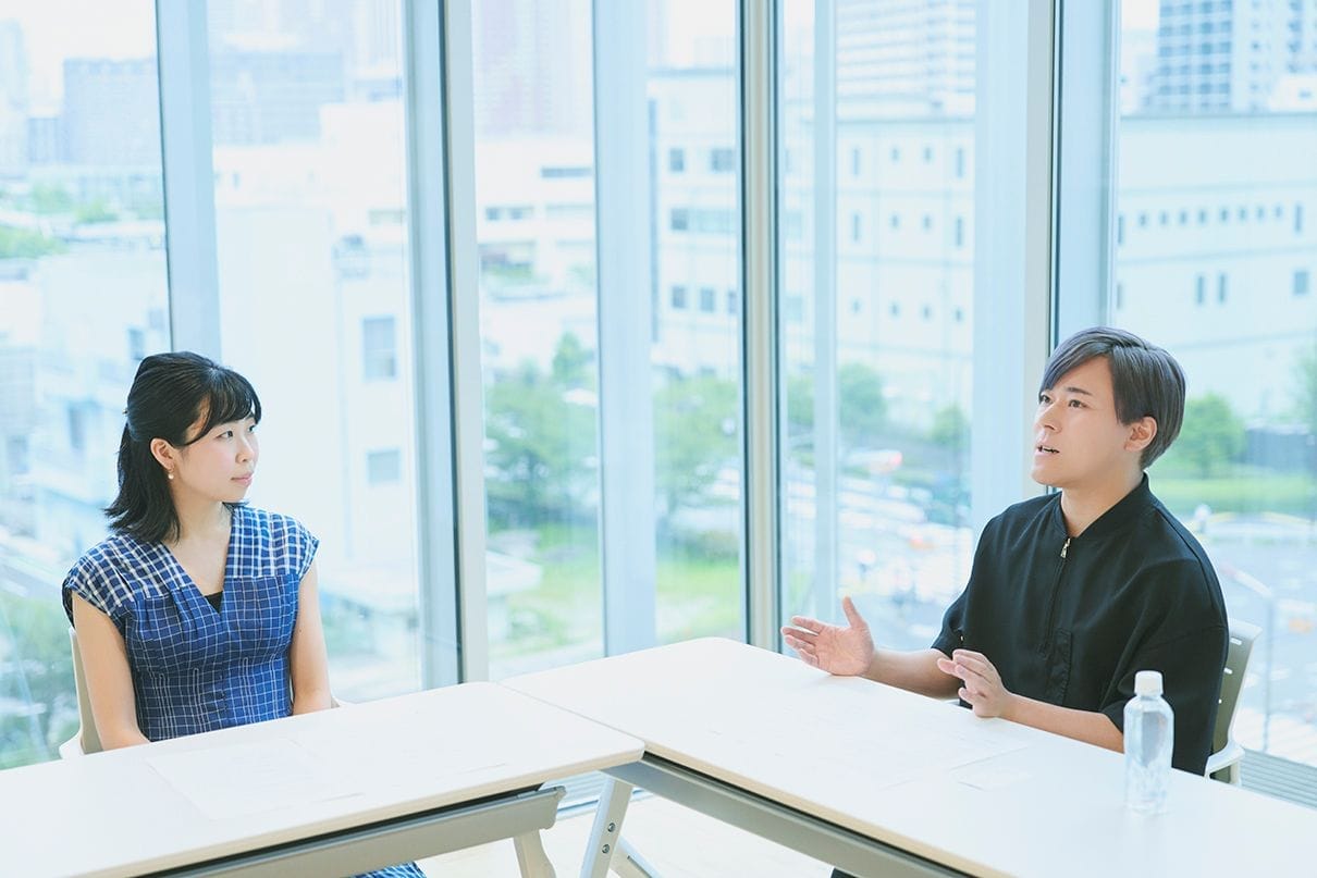 A photo of Kanami Araki and Masaru Yokoyama together.