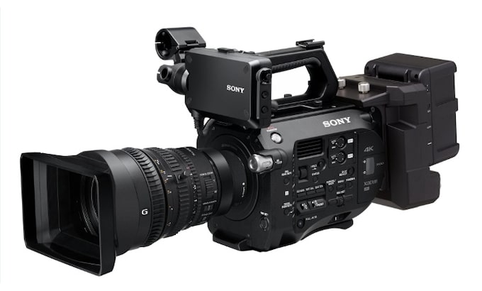 FS7 Handheld Camcorder - 4K HDR - Sony Pro