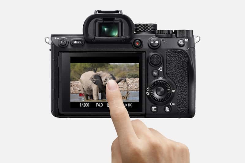 Alpha 7R IV 35mm full-frame camera with 61.0MP | ILCE-7RM4A | Sony