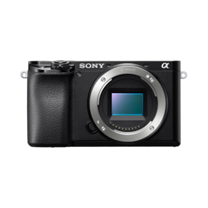 α6100 APS-C camera with fast AF