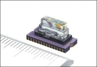660ナノメートルと405ナノメートルに対応した2波長レーザカプラ（原理試作品）