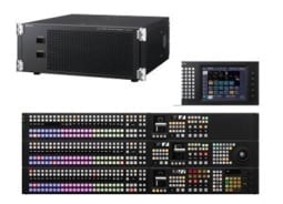 上：スイッチャープロセッサー「MVS-6530」、 下：コントロールパネル