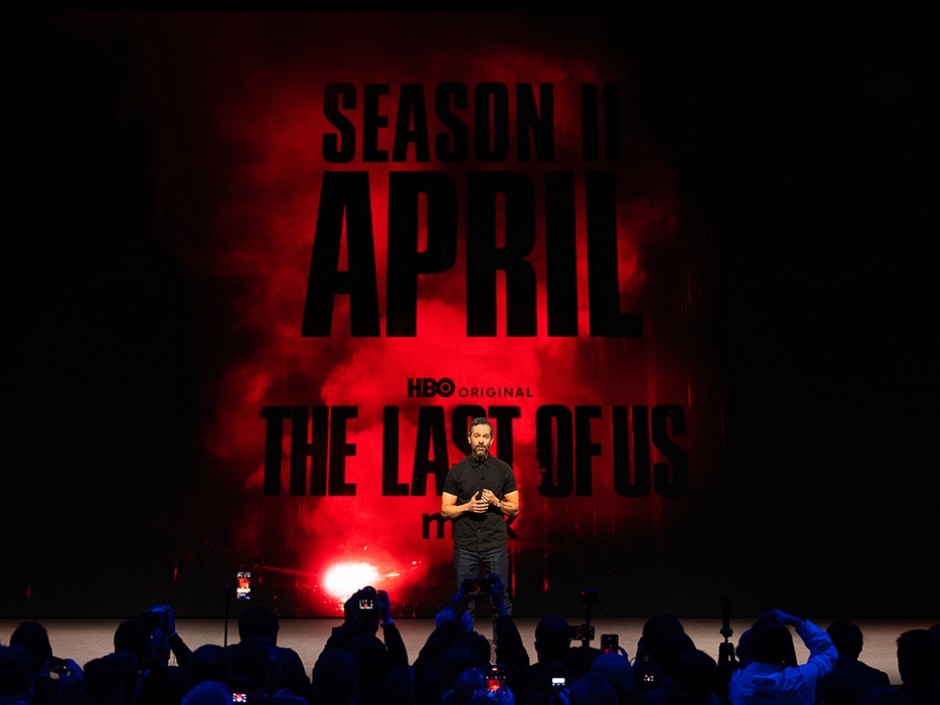 『The Last of Us』のPoCとHBOのドラマ第2シーズンを発表するニール・ドラックマン（Naughty Dog スタジオヘッド、クリエイティブヘッド）