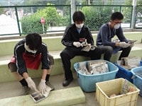 被災地で集まった写真の展示会をスタッフとして支援 