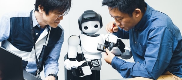 （写真左から）坪井利充、宮澤清和